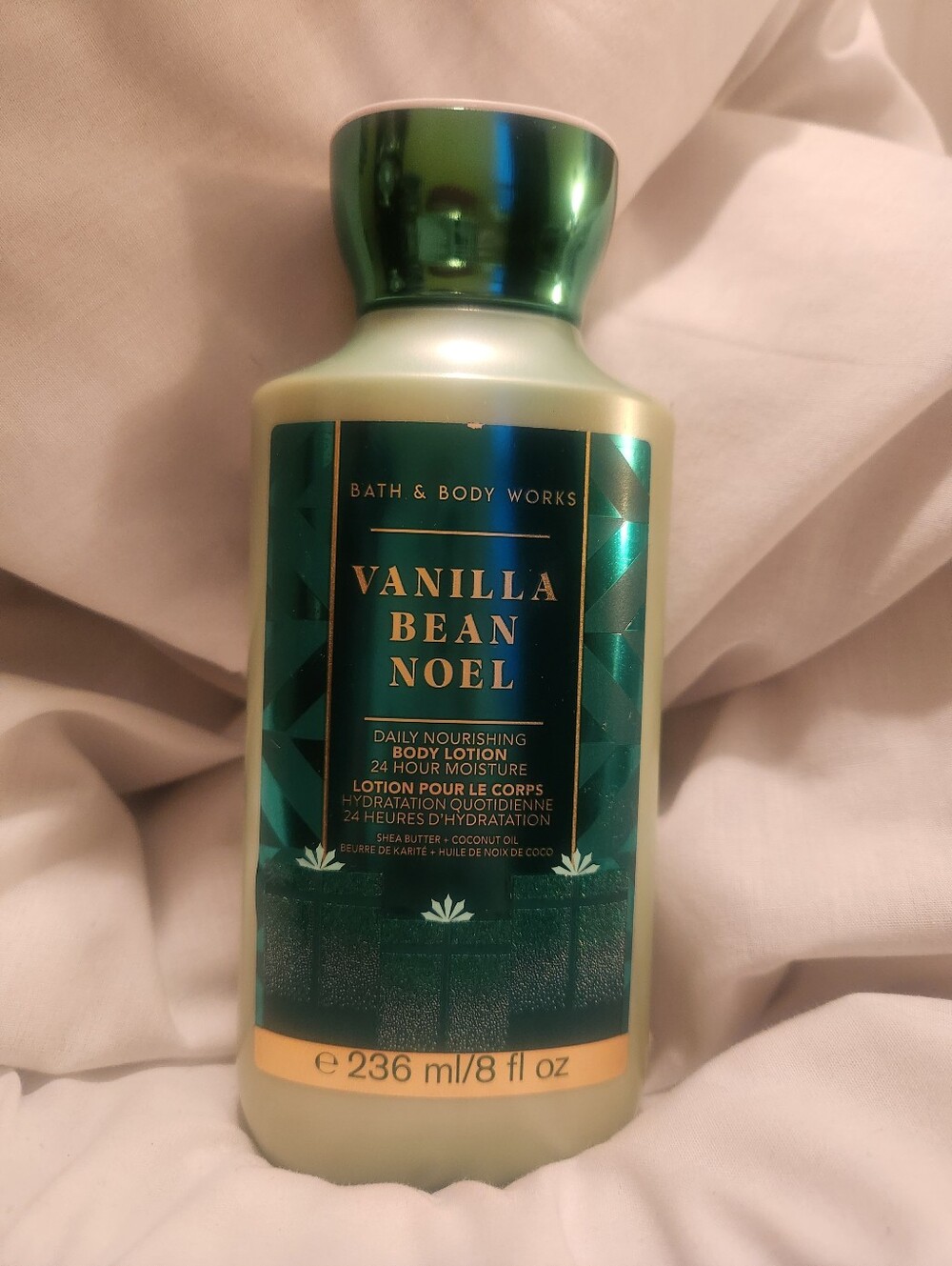 Bath & Body Works Vanilla Bean Noel Body Lotion